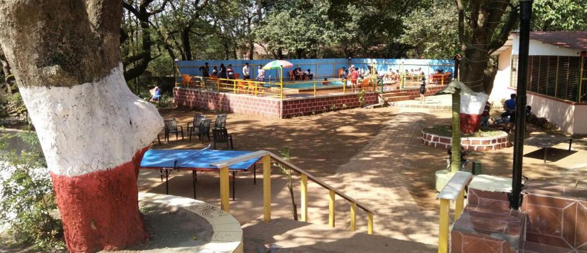 R Wood Resort Matheran Ngoại thất bức ảnh