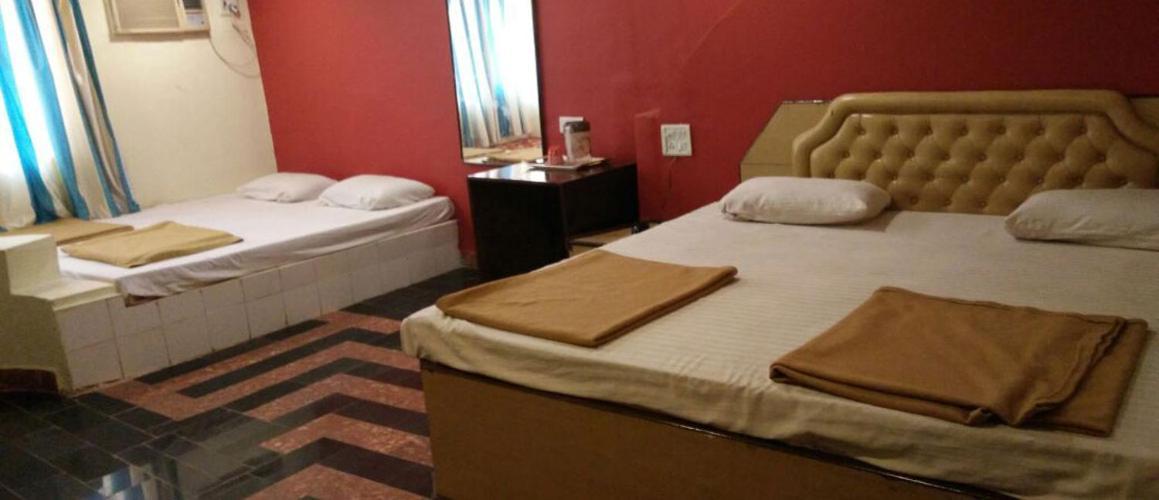 R Wood Resort Matheran Ngoại thất bức ảnh